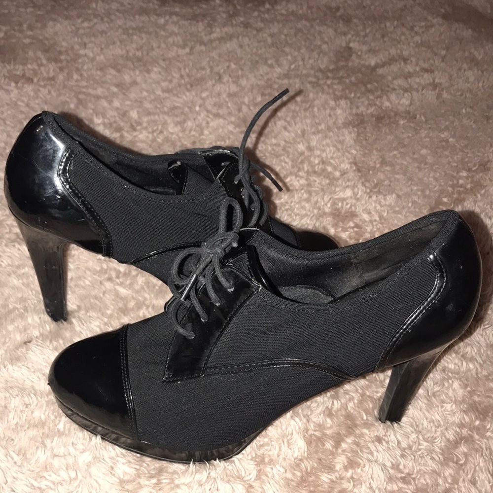 Heels - Picture 3 of 4